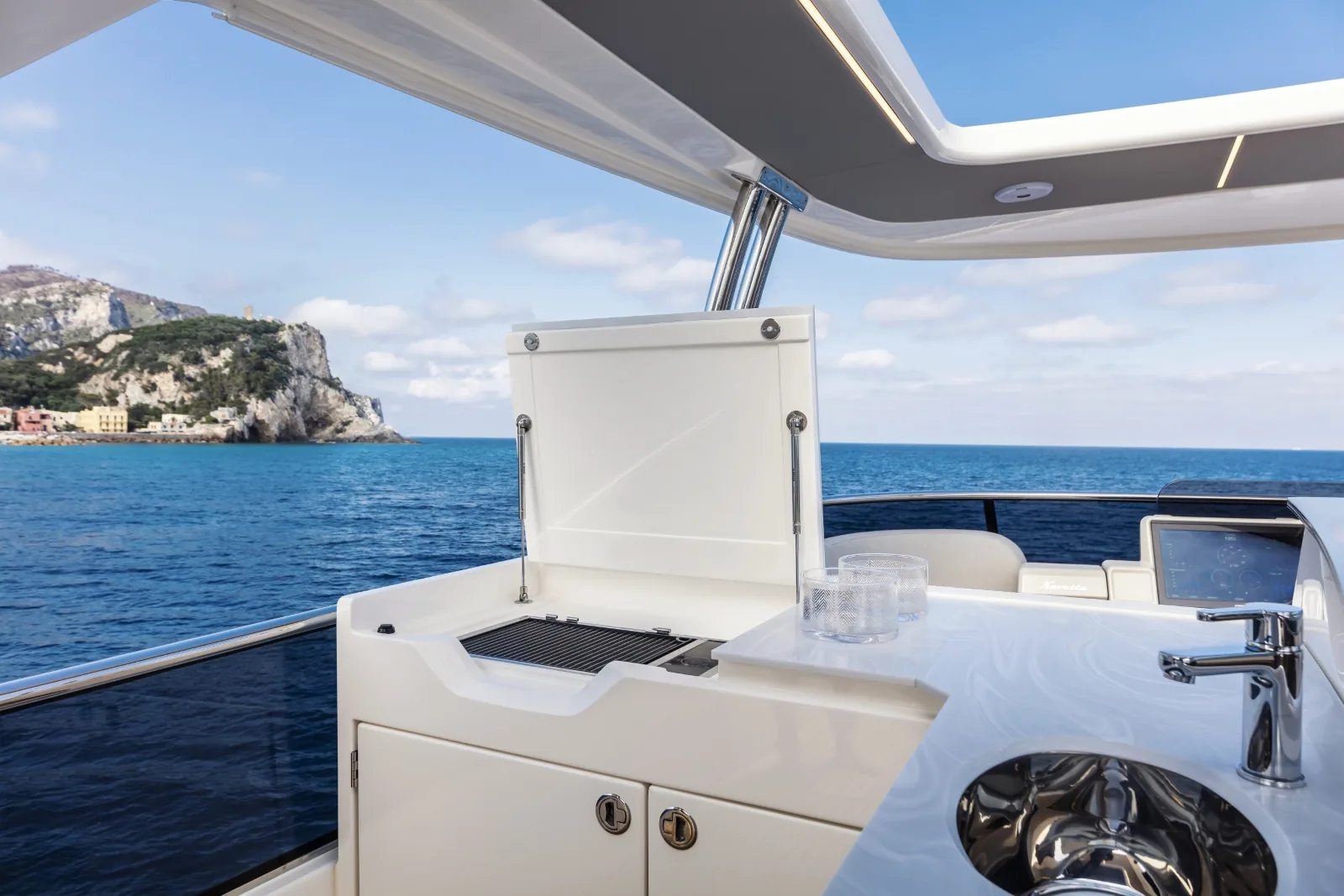 A4A - photo 21 yacht charter Cannes
