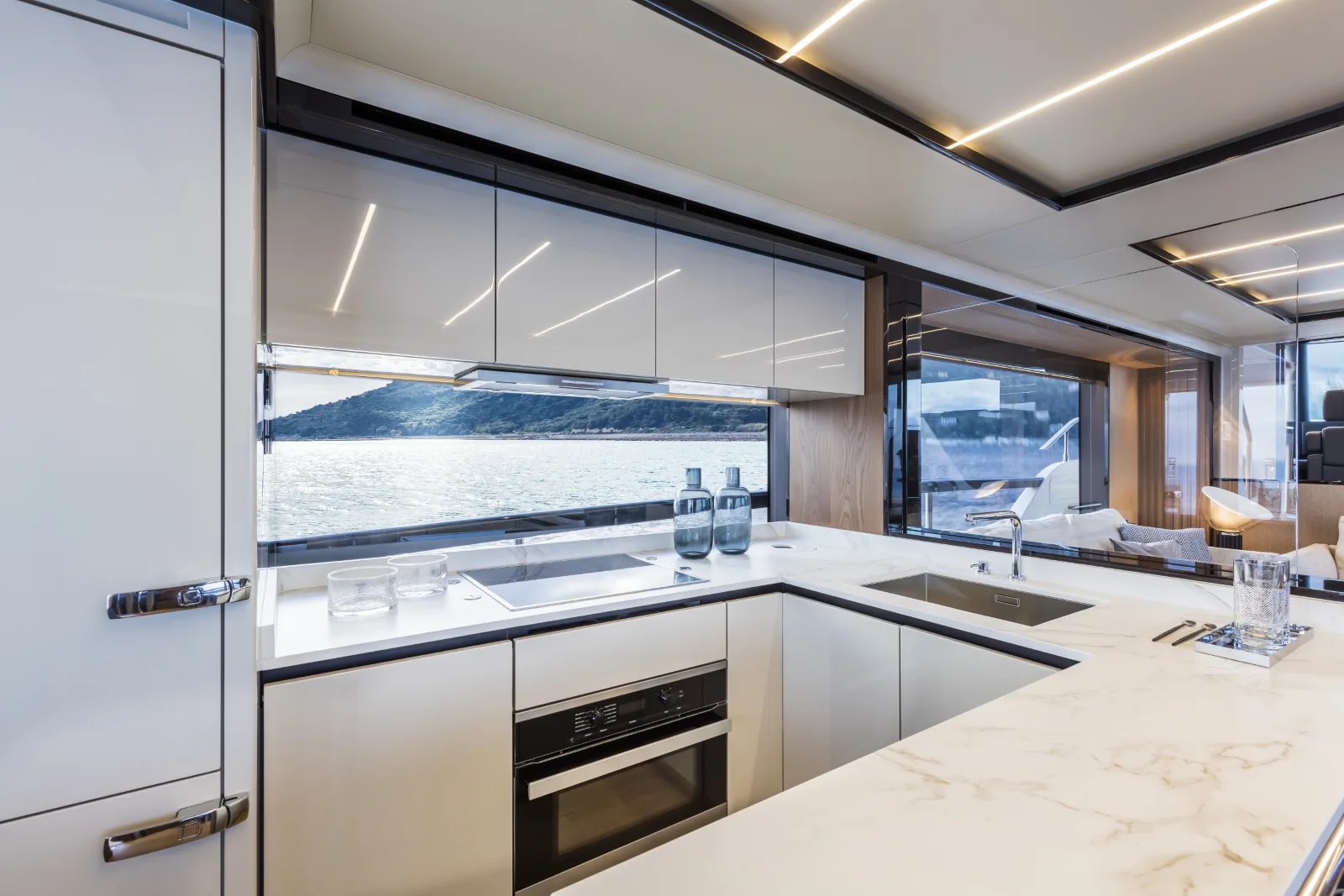 A4A - photo 25 yacht charter Cannes