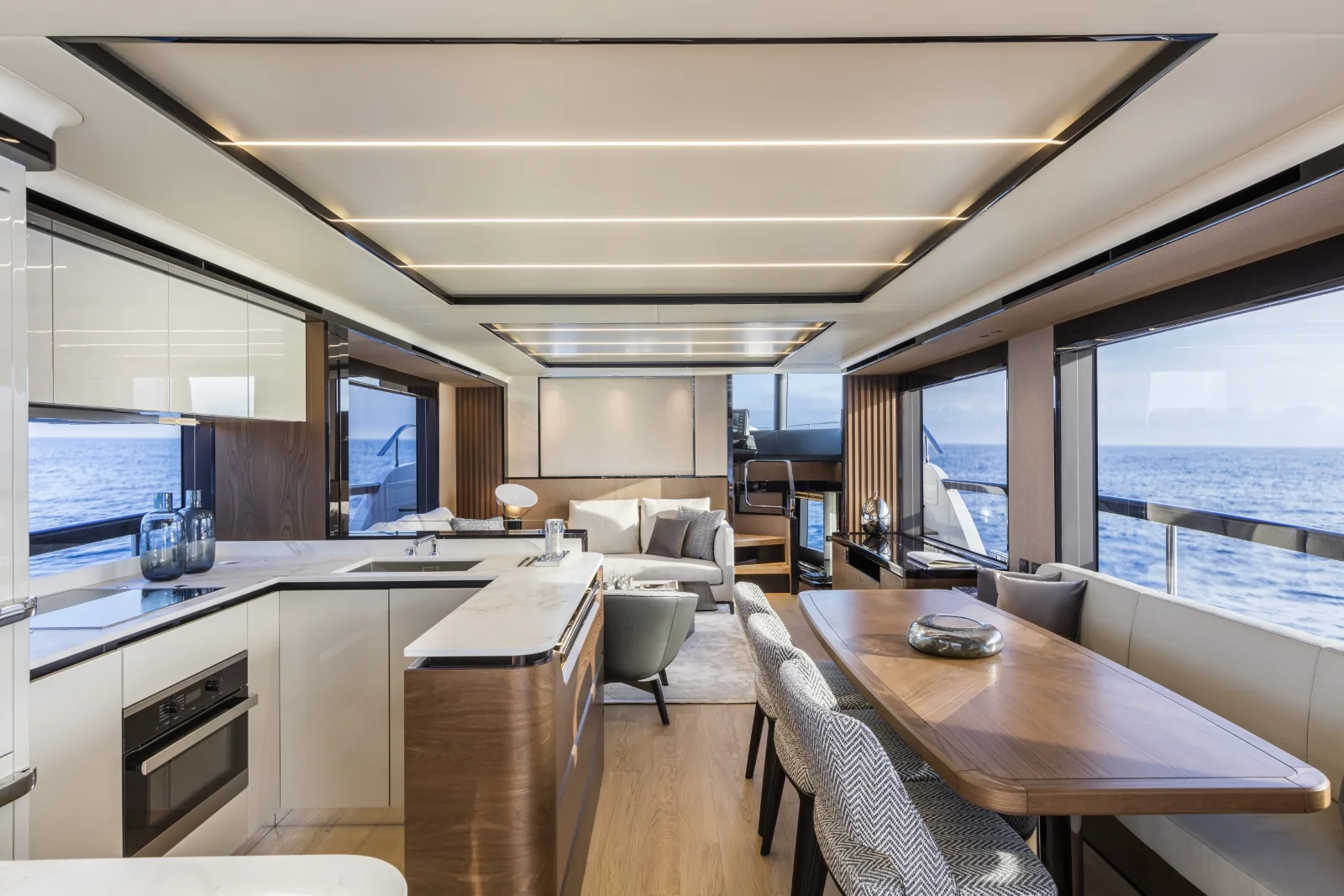A4A - photo 27 yacht charter Cannes