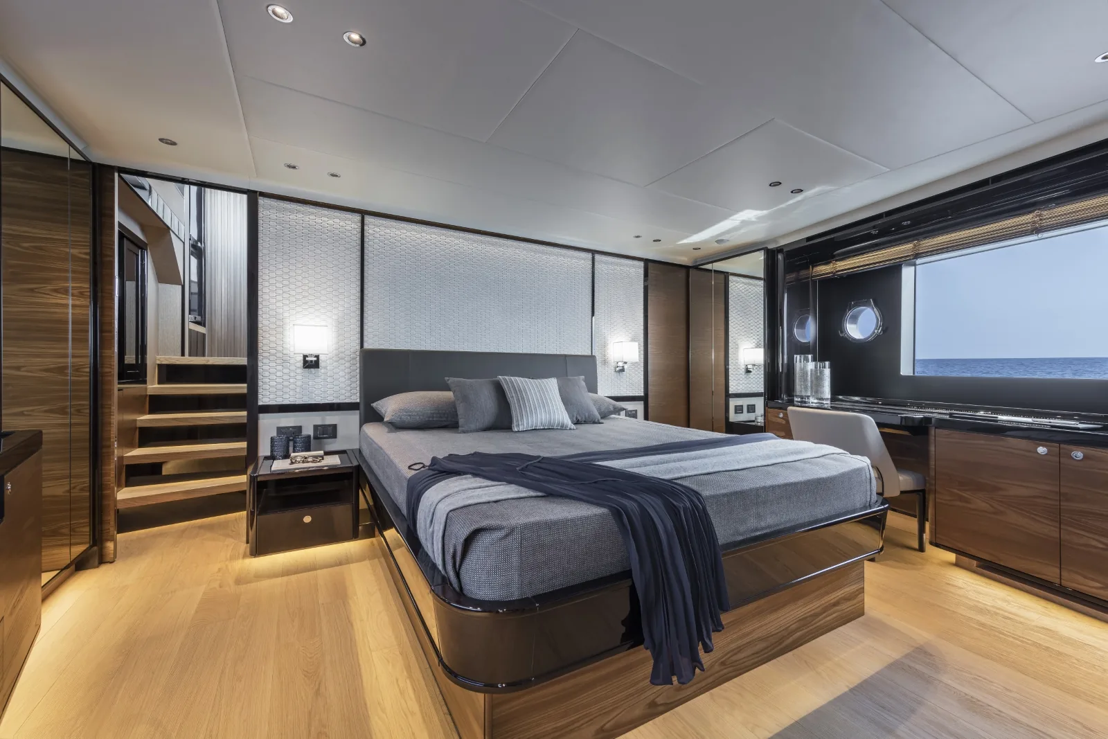 A4A - photo 29 yacht charter Cannes