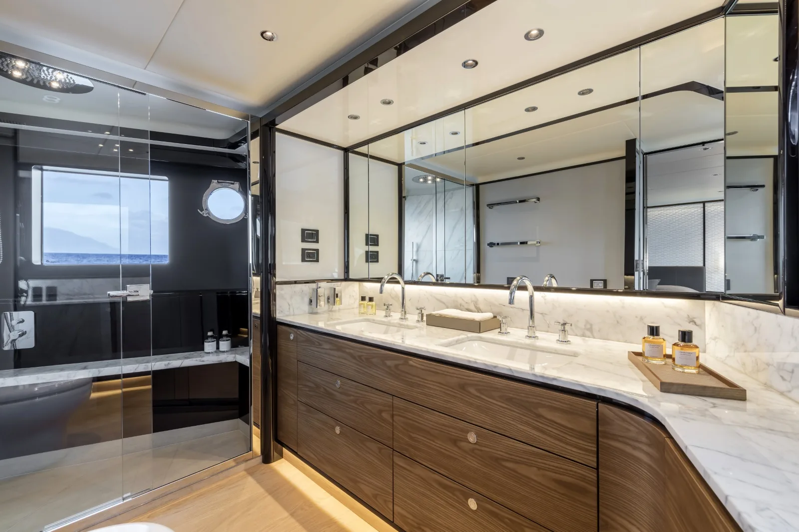 A4A - photo 32 yacht charter Cannes