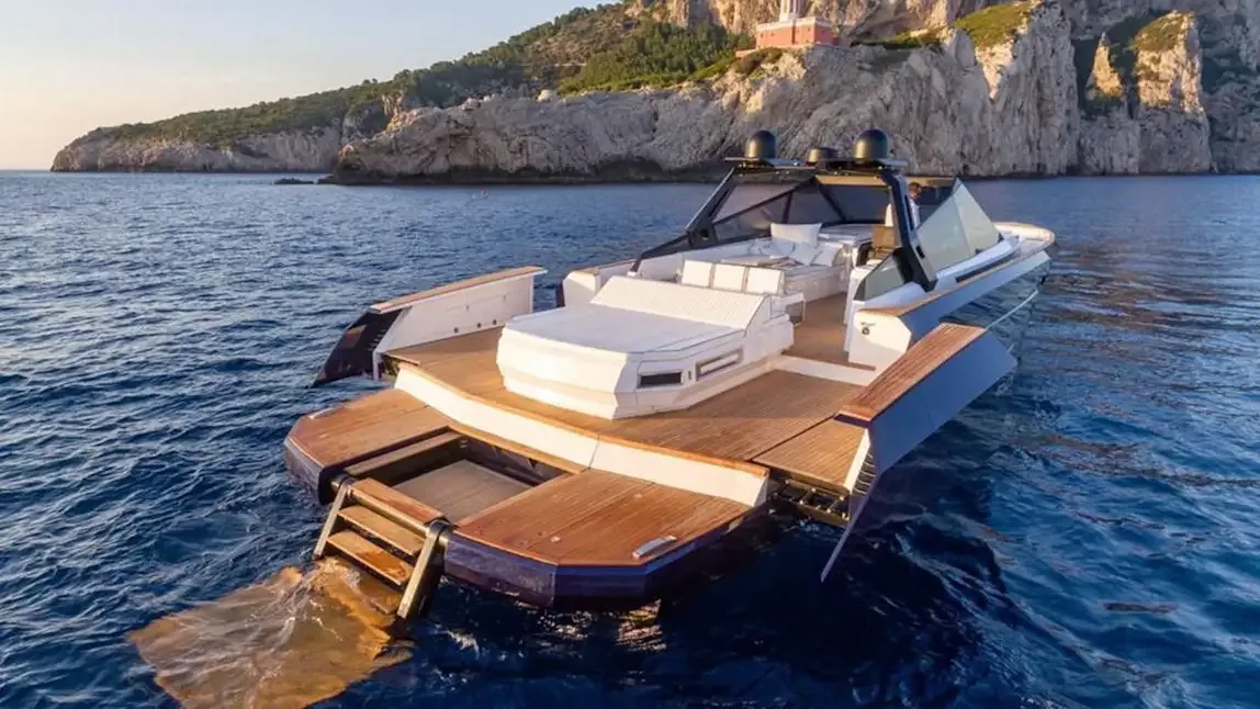 Absolem — photo 2 location yacht Cannes