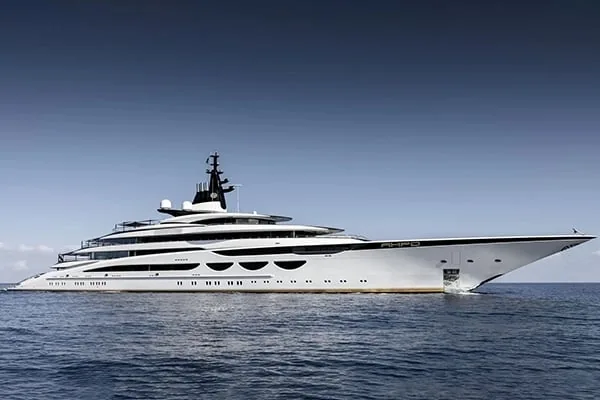 AHPO - yacht charter Cannes