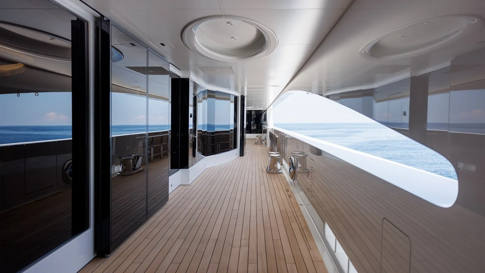 AHPO - photo 10 yacht charter Cannes