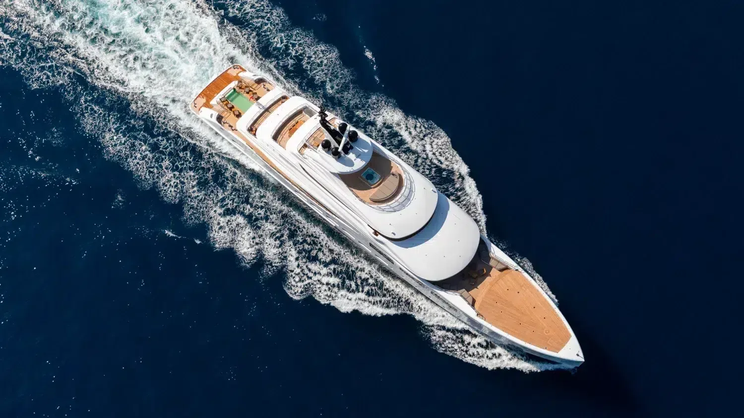 ALFA - photo 3 yacht charter Cannes