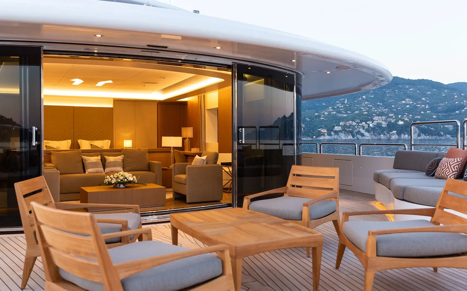 ALFA - photo 9 yacht charter Cannes