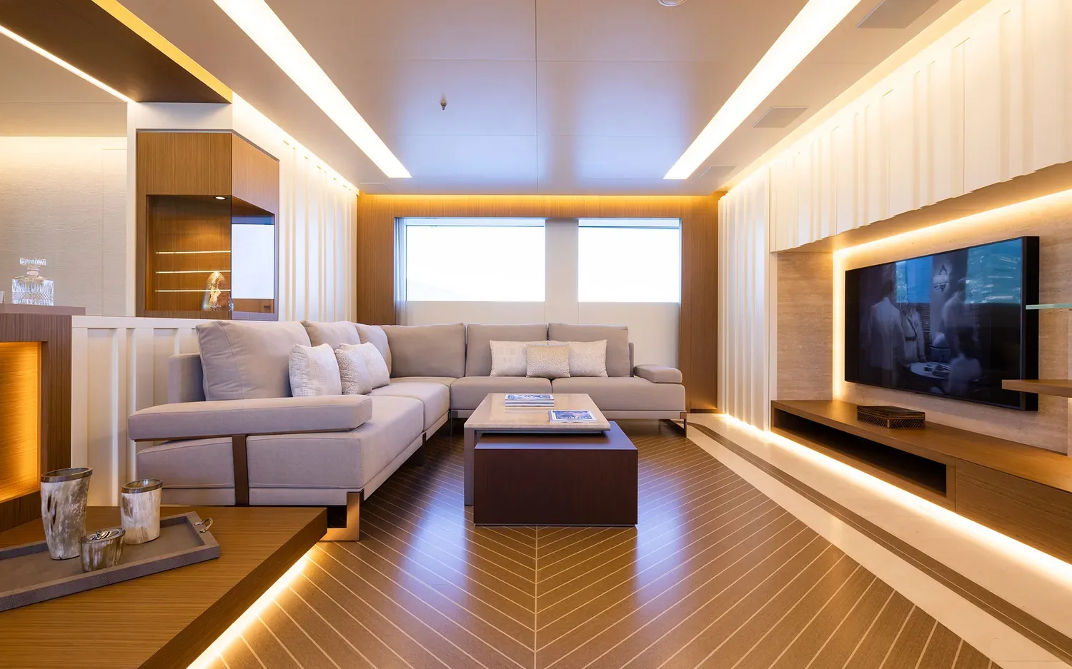 ALFA - photo 22 yacht charter Cannes