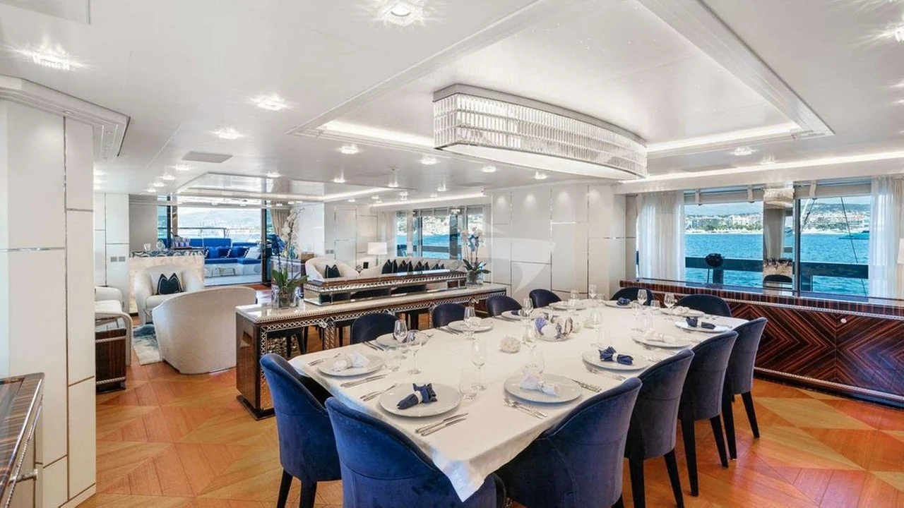 Alulim, photo 3 location yacht Cannes