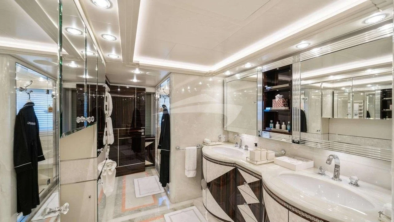 Alulim, photo 7 location yacht Cannes