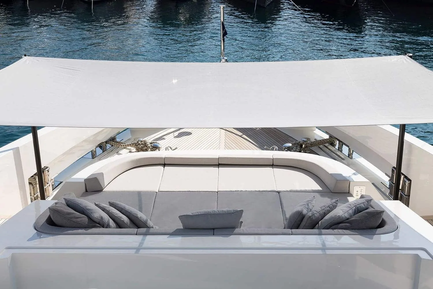 ANDIAMO - photo 8 yacht charter Cannes