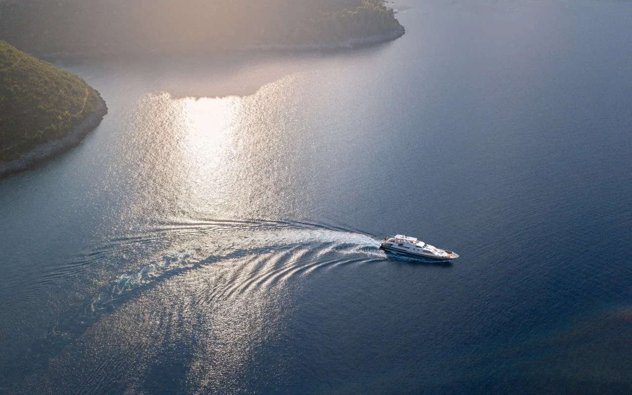 Antisan, photo 6 location yacht Cannes
