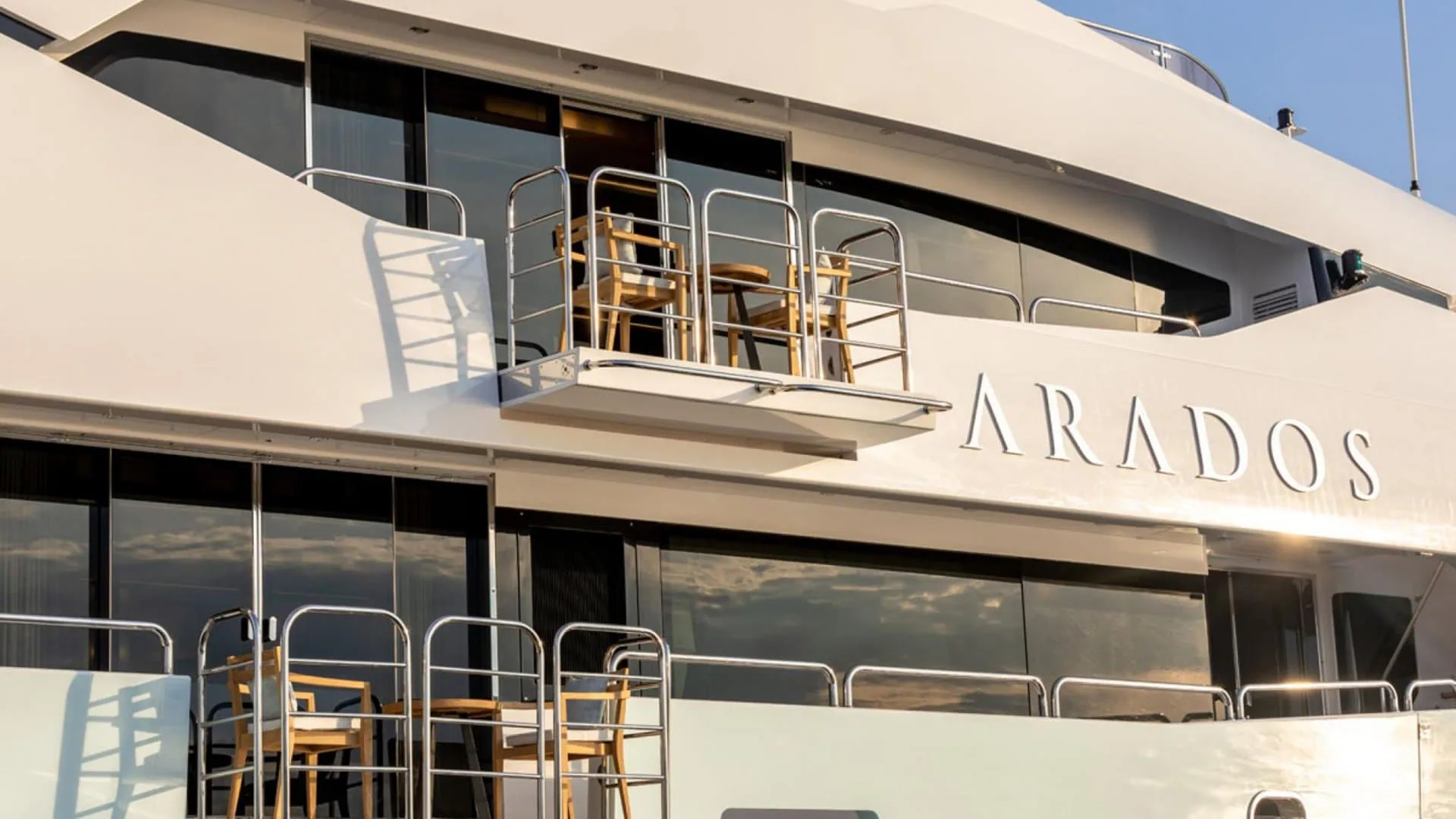 ARADOS - photo 8 yacht charter Cannes