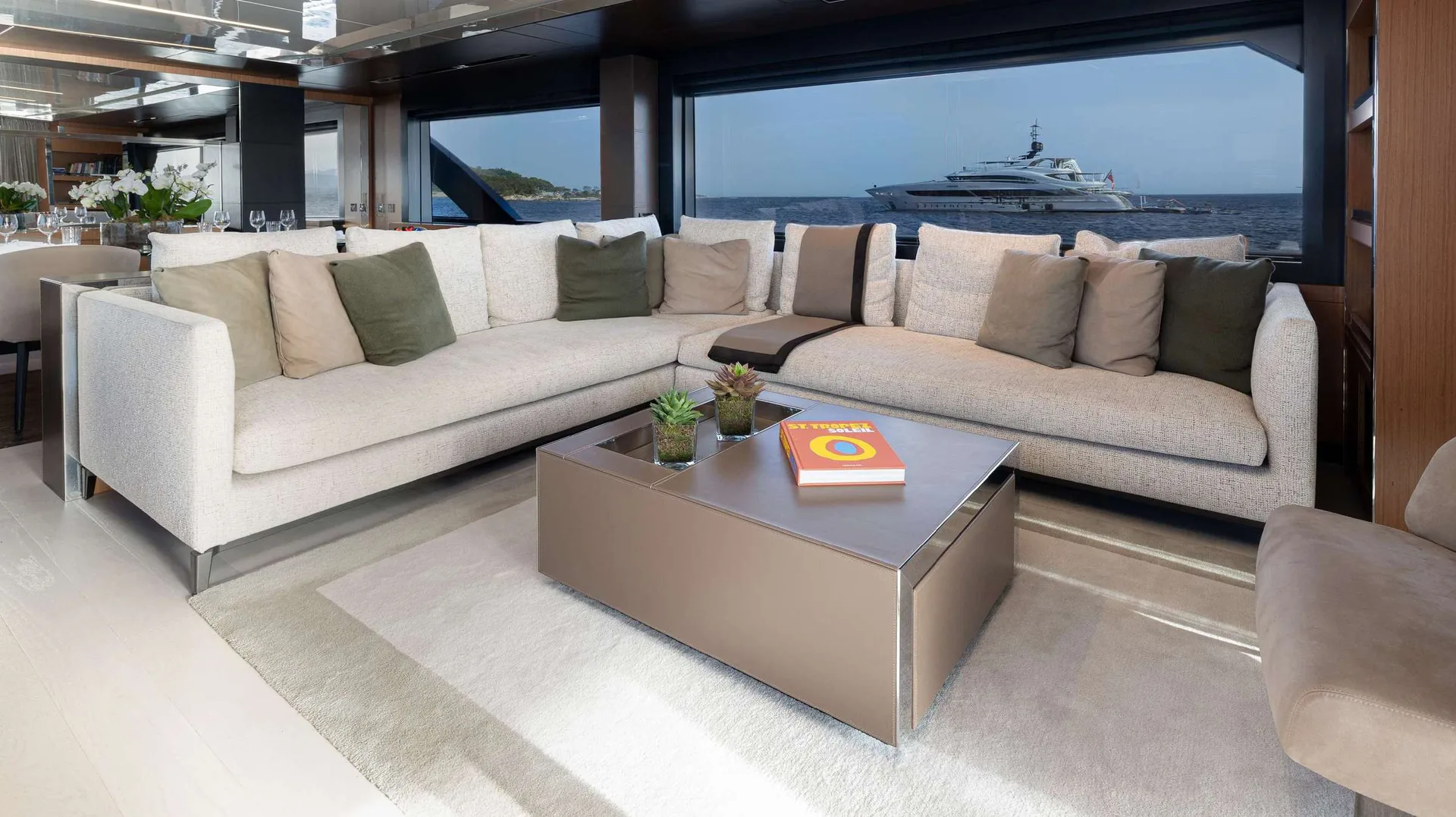Ariyas — photo 14 location yacht Cannes