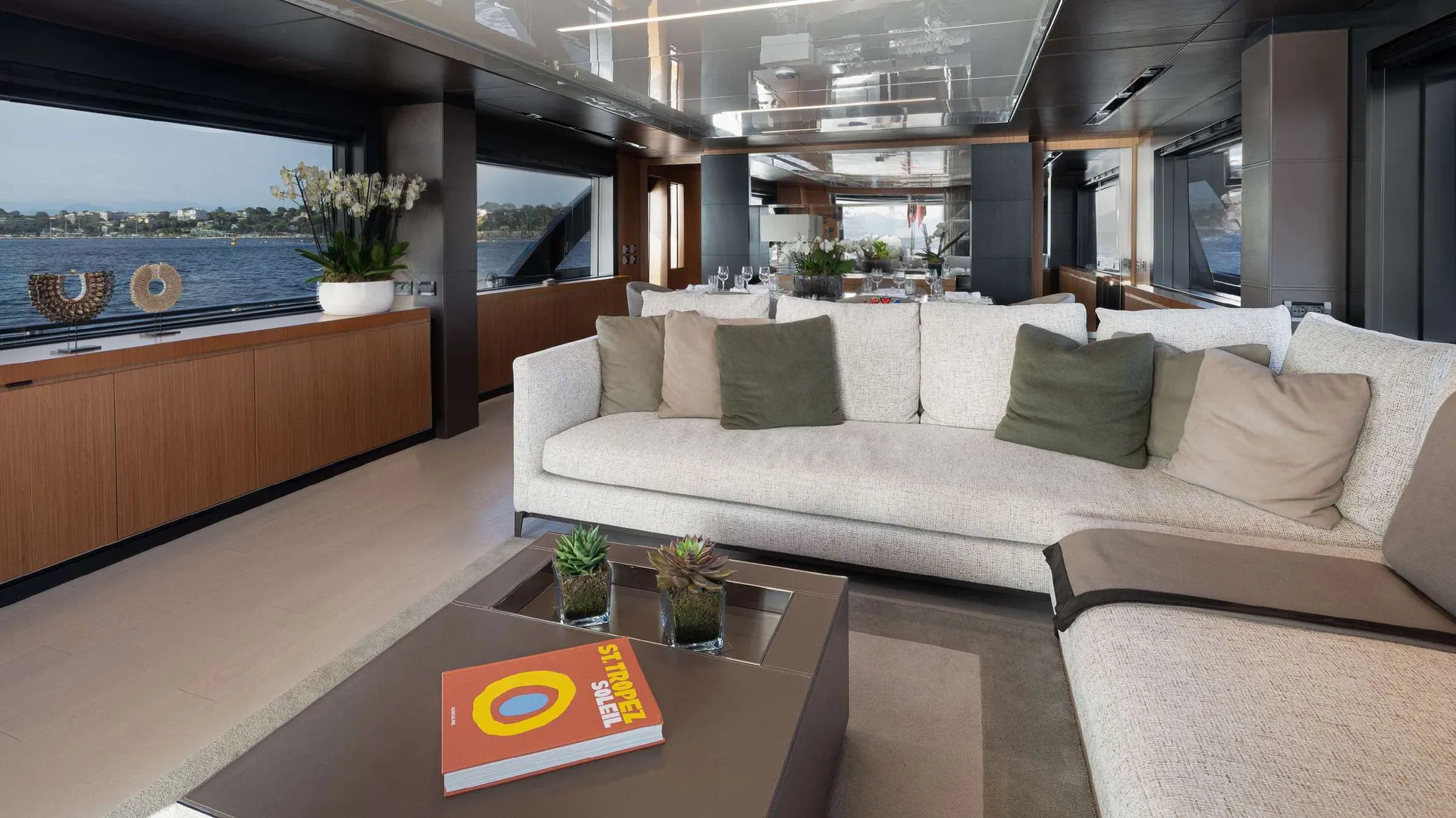 Ariyas — photo 15 location yacht Cannes