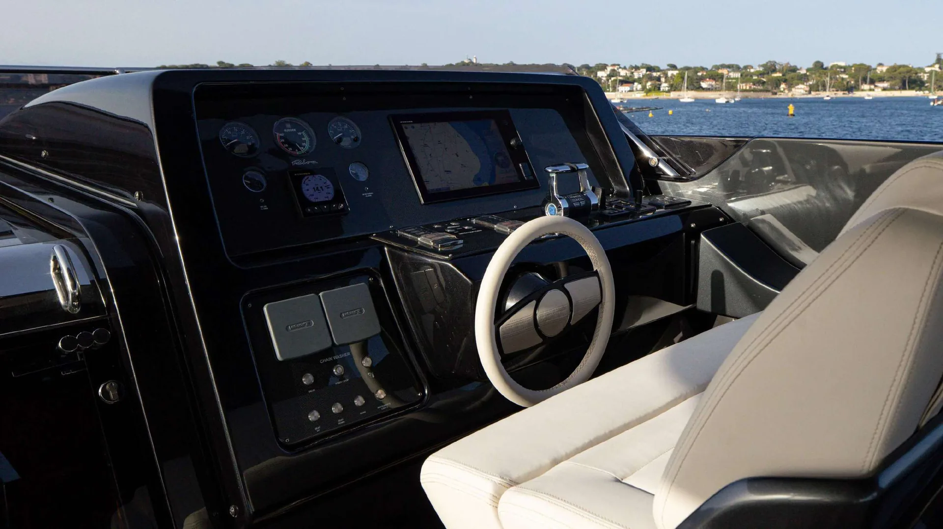 Ariyas — photo 30 location yacht Cannes