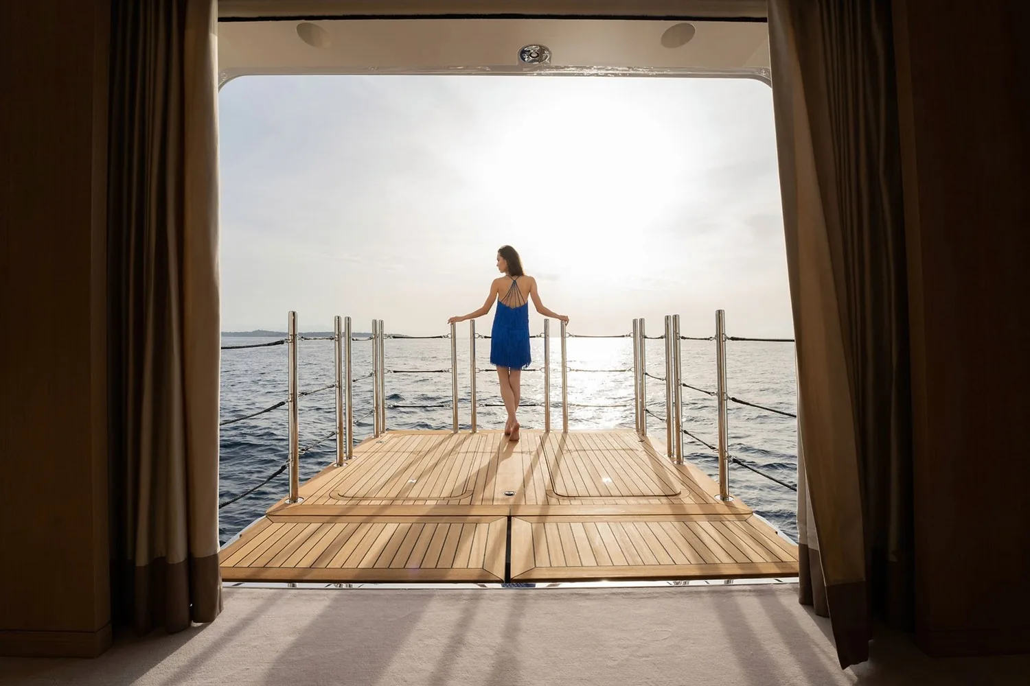 ARTISAN - photo 38 yacht charter Cannes