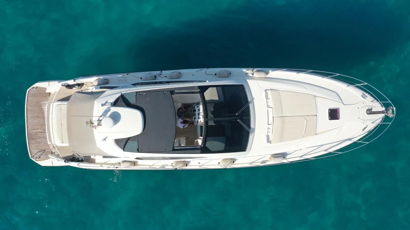 Azimut 58 Flybridge, photo 1 location yacht Cannes