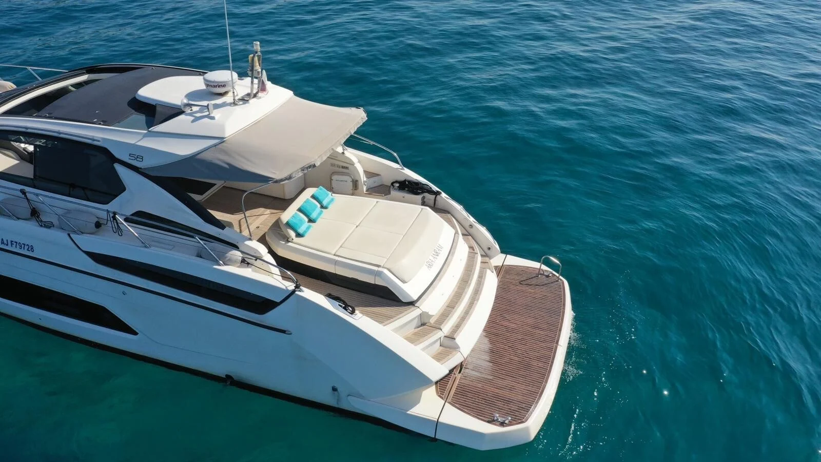 Azimut 58 Flybridge, photo 5 location yacht Cannes