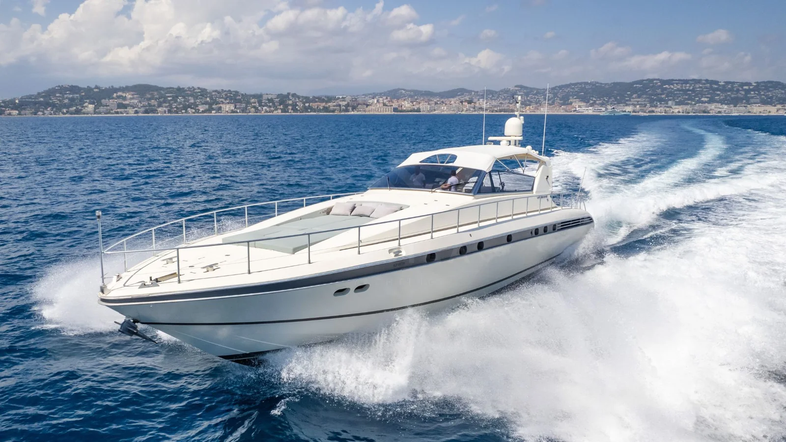 Baoli, photo 4 location yacht Cannes