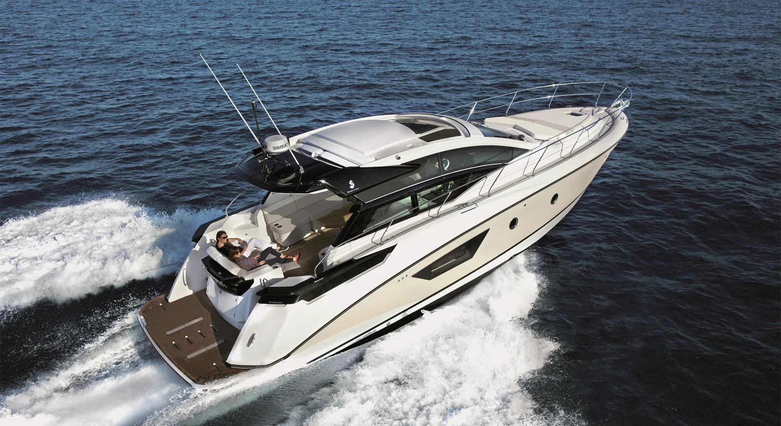 Beneteau Gran Turismo 46, photo 6 location yacht Cannes
