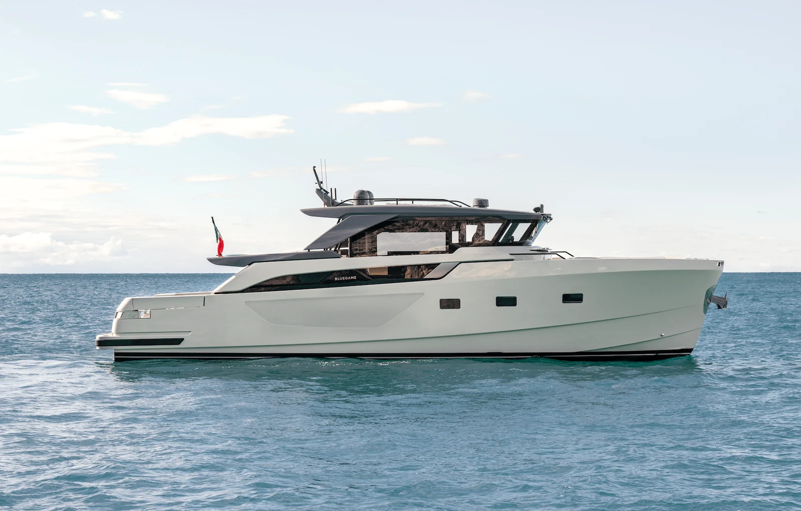 Bluegame BG62, photo 3 location yacht Cannes