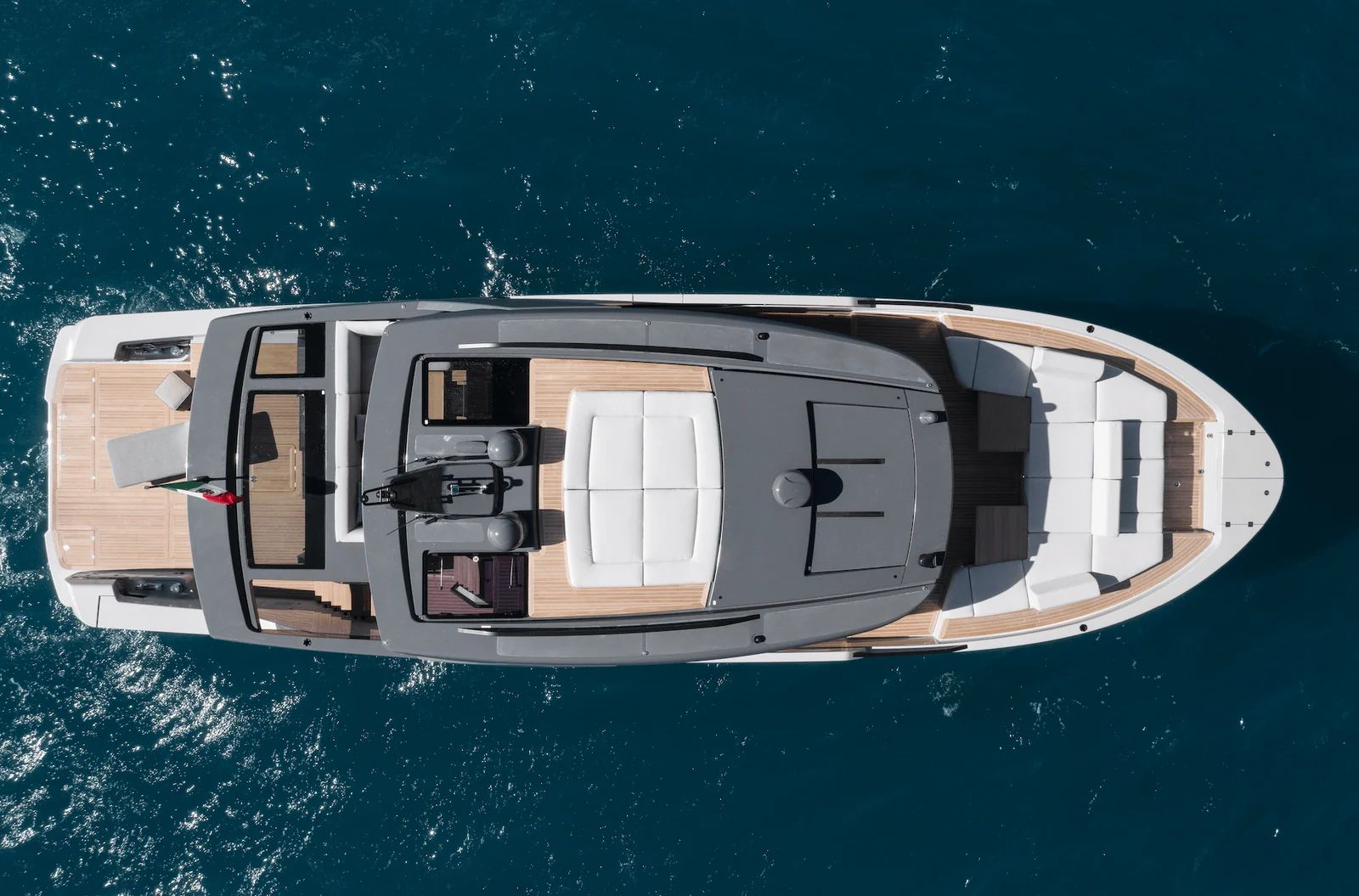 Bluegame BG62, photo 4 location yacht Cannes