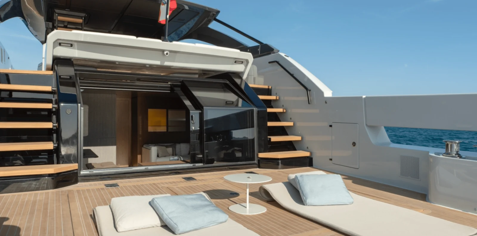 Bluegame BGX73, photo 9 location yacht Cannes