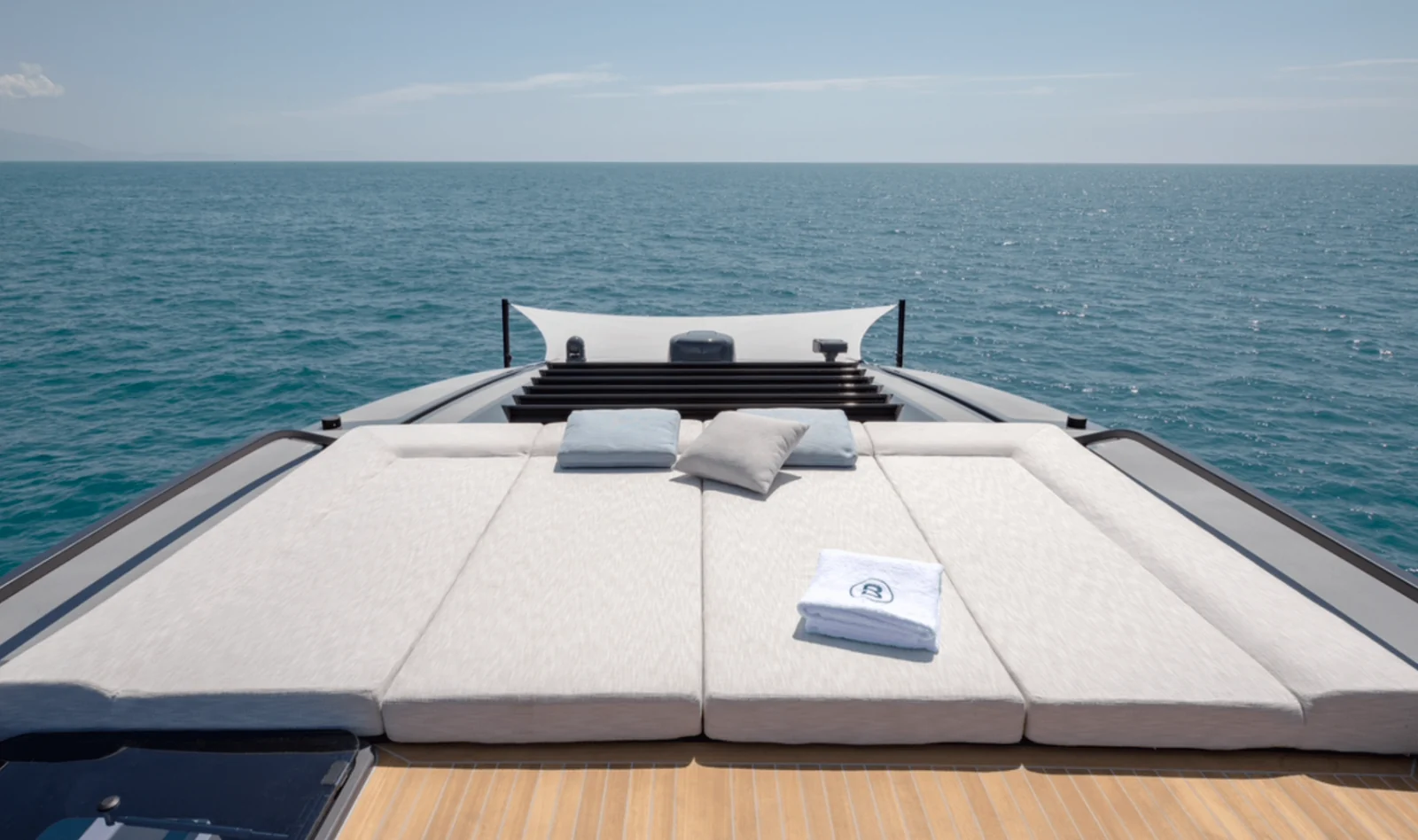 Bluegame BGX73, photo 10 location yacht Cannes
