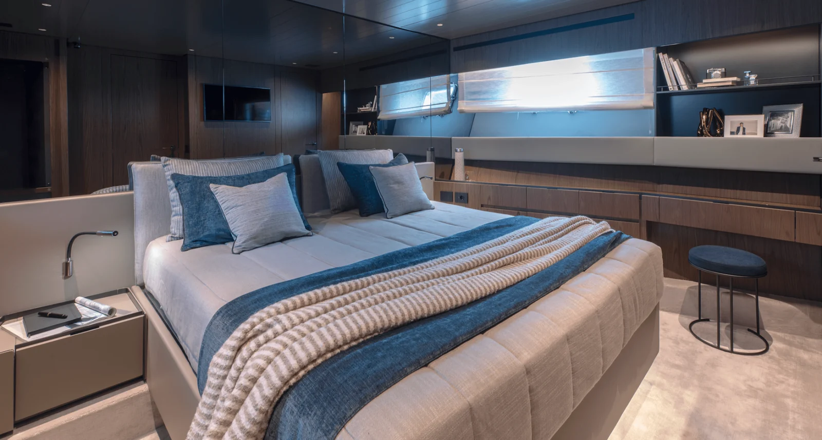 Bluegame BGX73, photo 13 location yacht Cannes