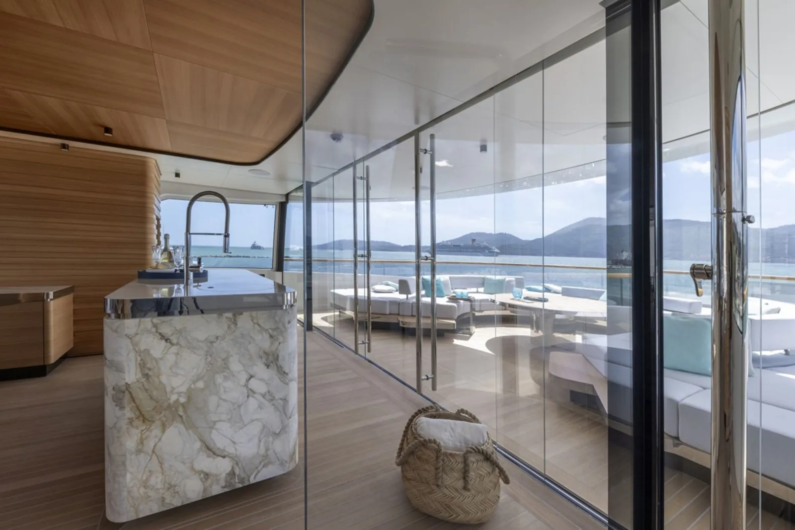 C - photo 27 yacht charter Cannes