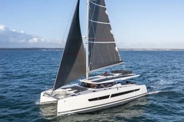 CATAMARAN AURA 51 - yacht charter Cannes