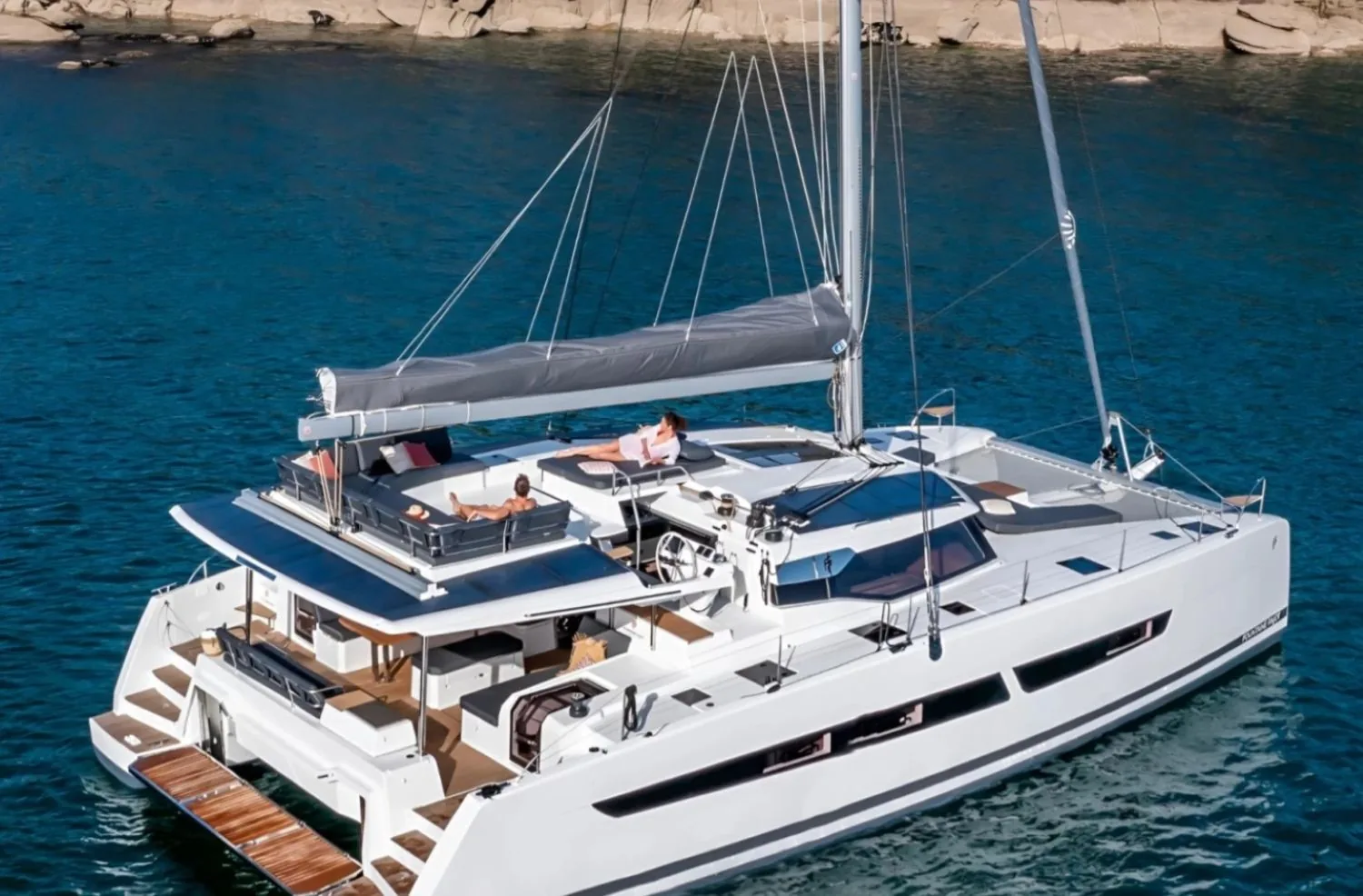 CATAMARAN AURA 51 - photo 3 yacht charter Cannes