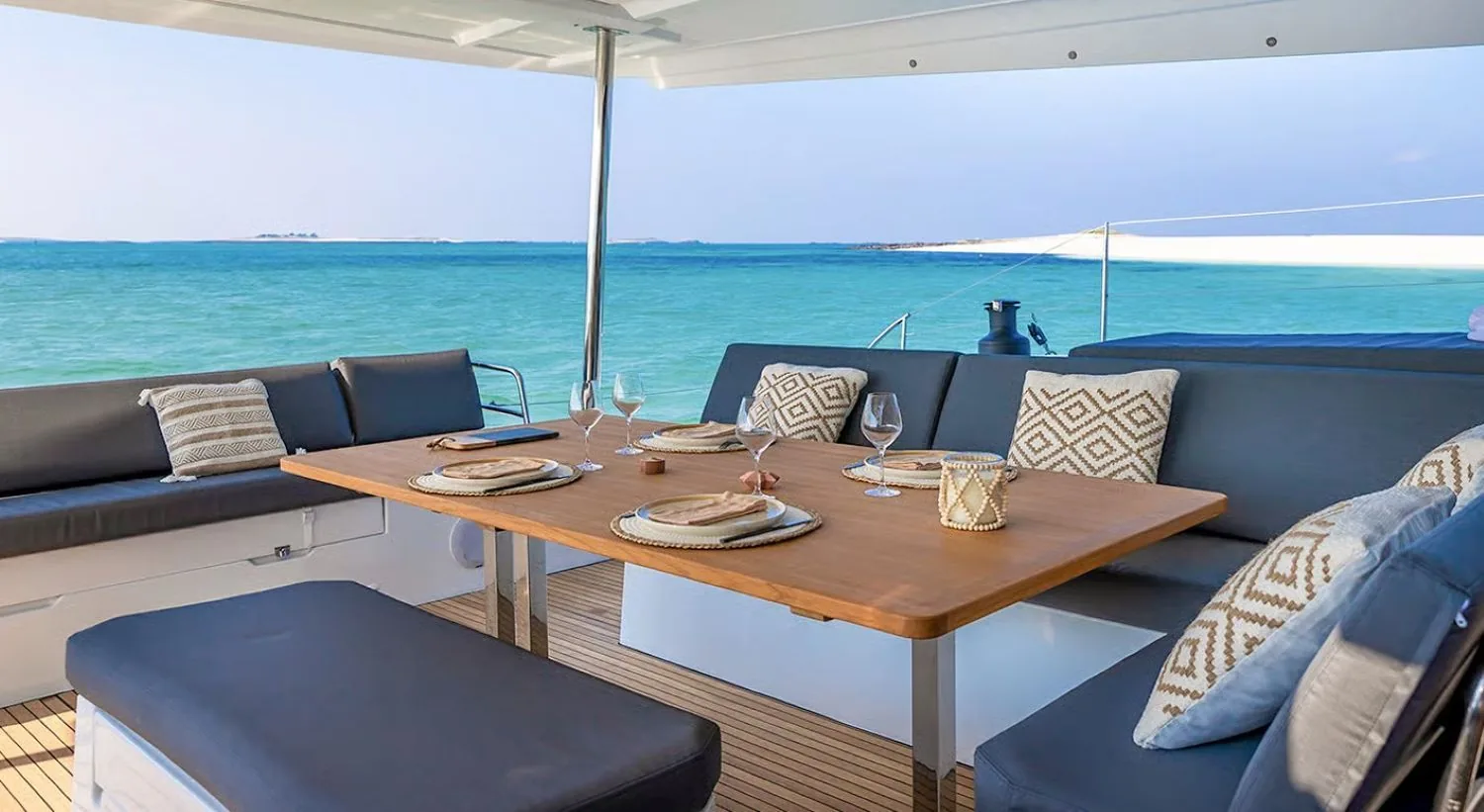 CATAMARAN AURA 51 - photo 7 yacht charter Cannes