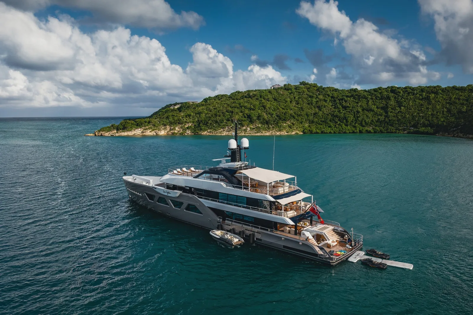 COME TOGETHER - photo 2 yacht charter Cannes