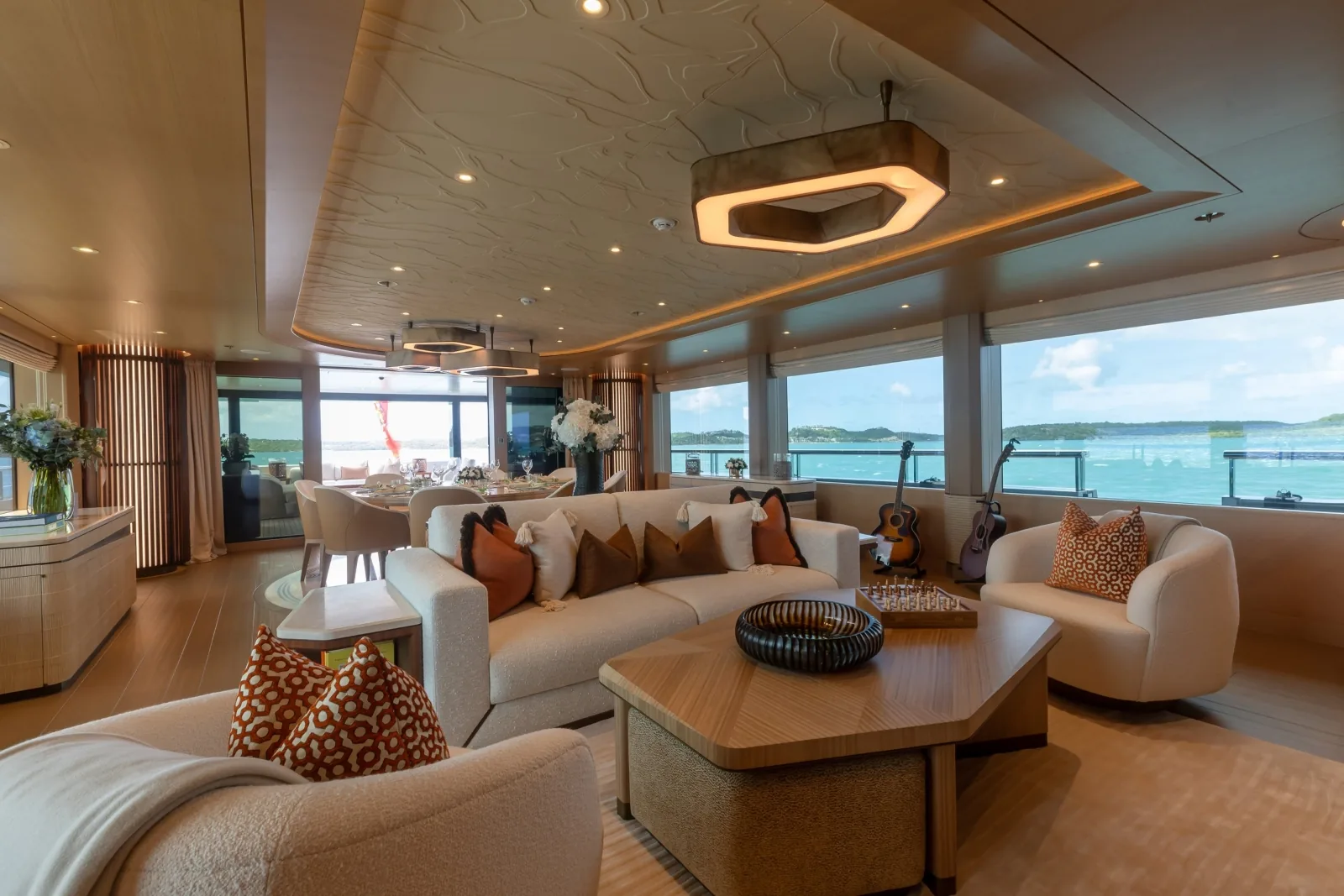 COME TOGETHER - photo 14 yacht charter Cannes