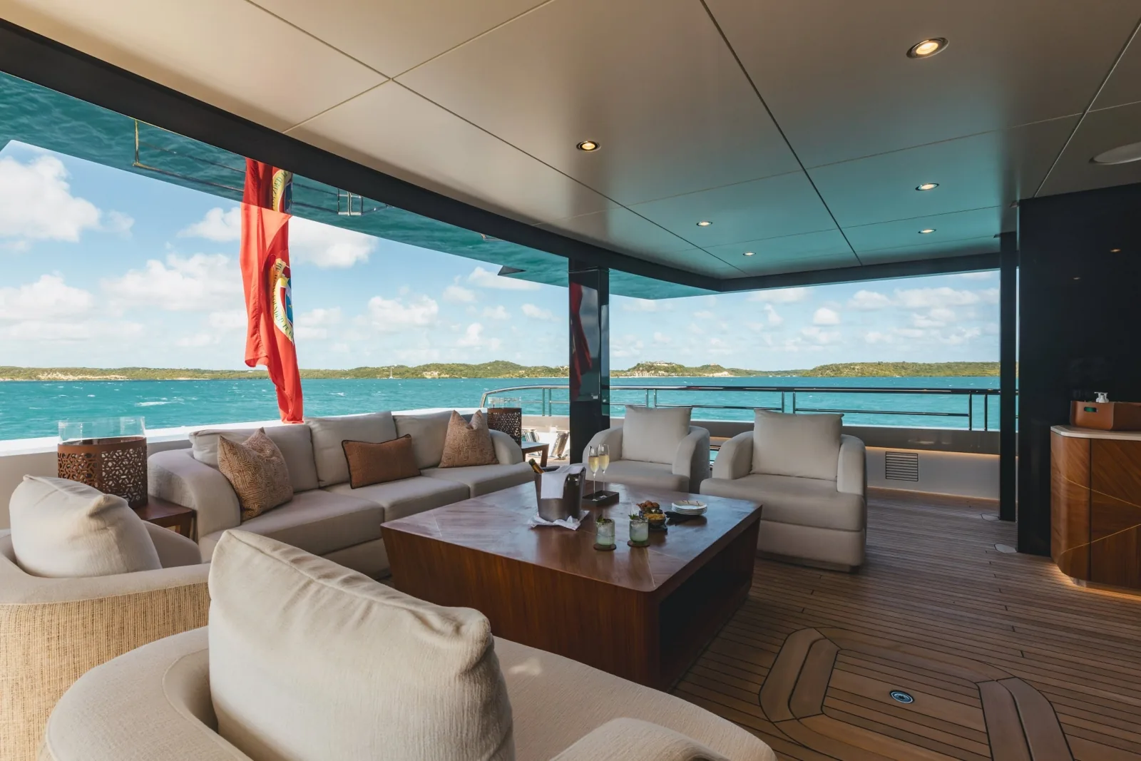 COME TOGETHER - photo 22 yacht charter Cannes
