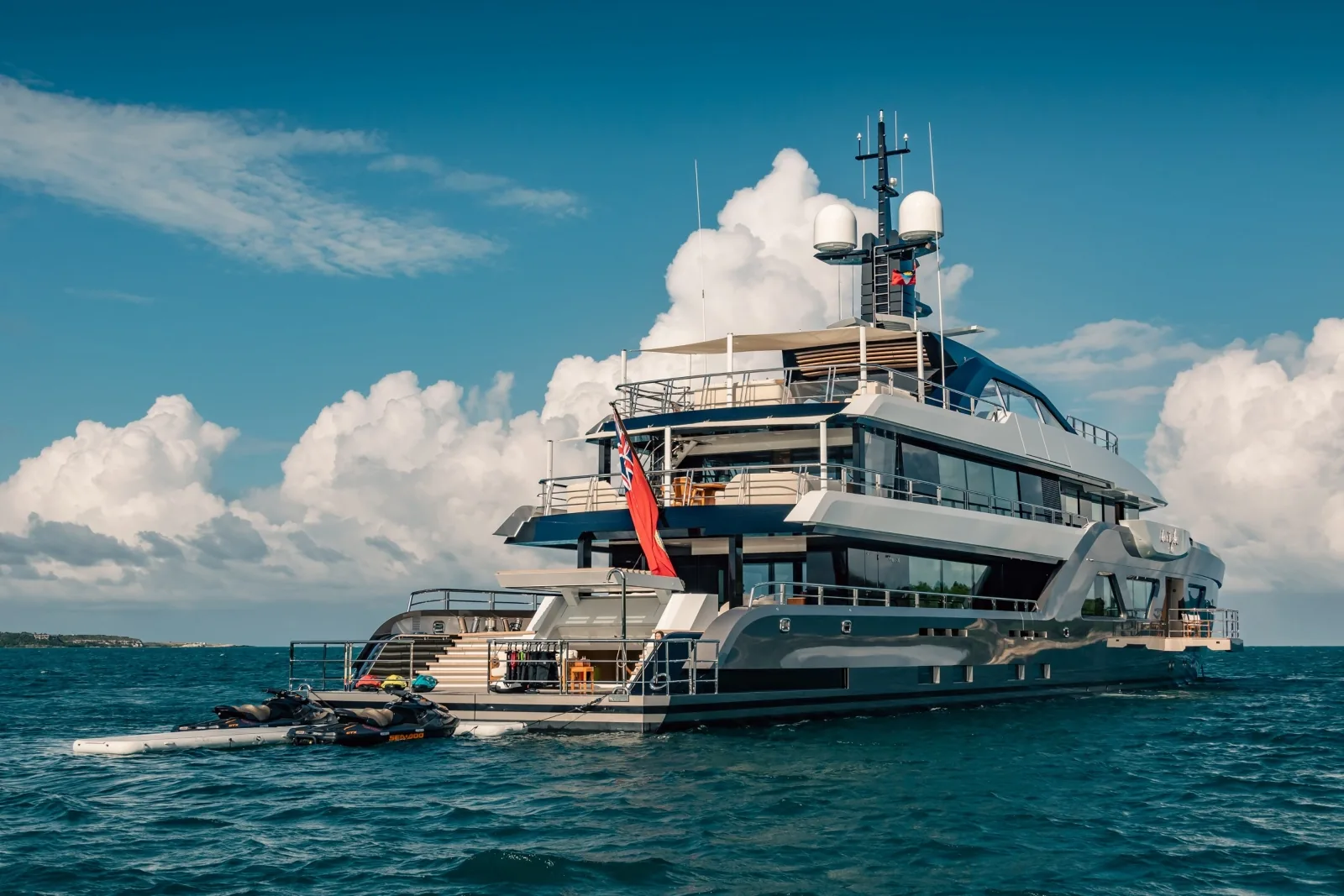 COME TOGETHER - photo 46 yacht charter Cannes