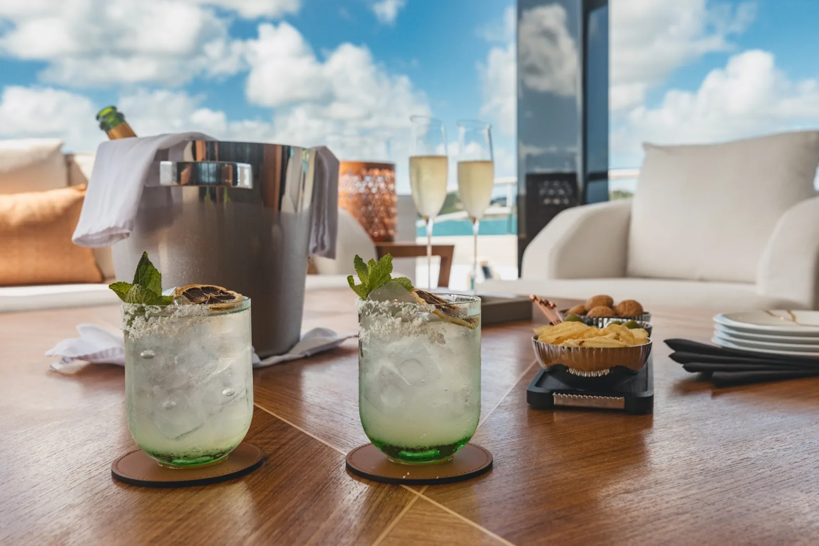 COME TOGETHER - photo 51 yacht charter Cannes
