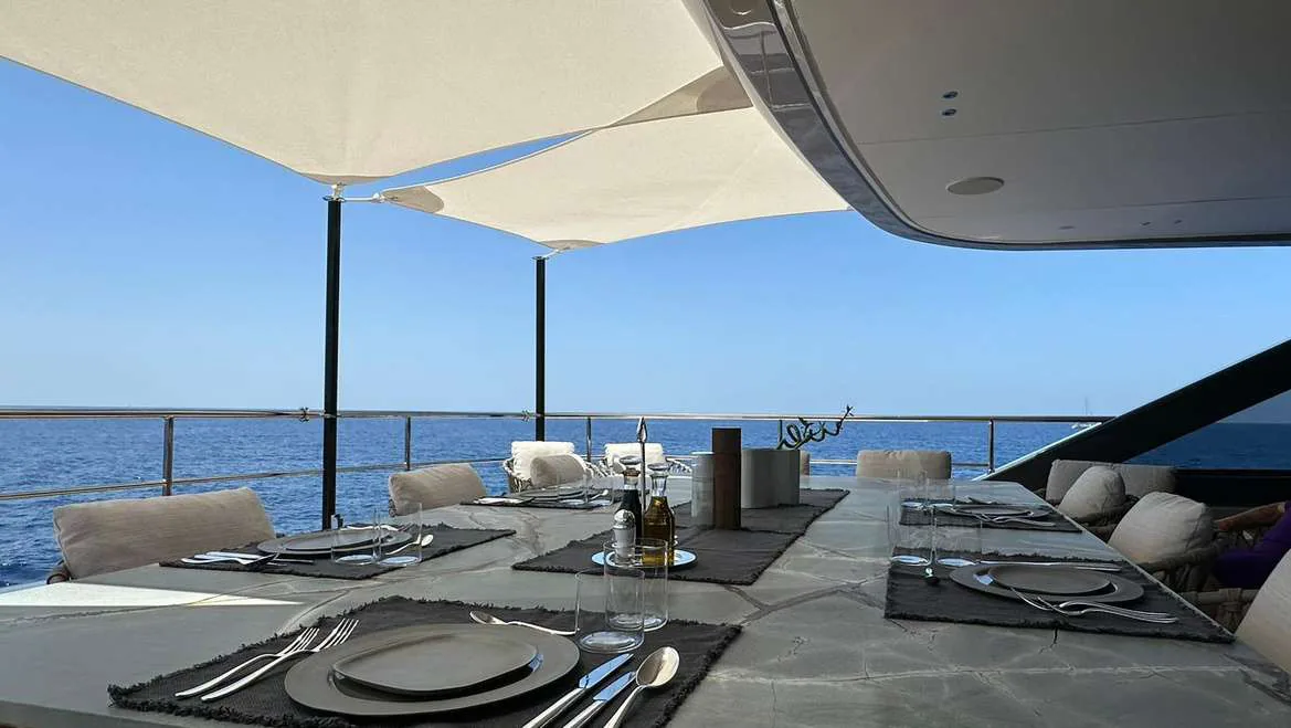 Cosmico — photo 15 location yacht Cannes