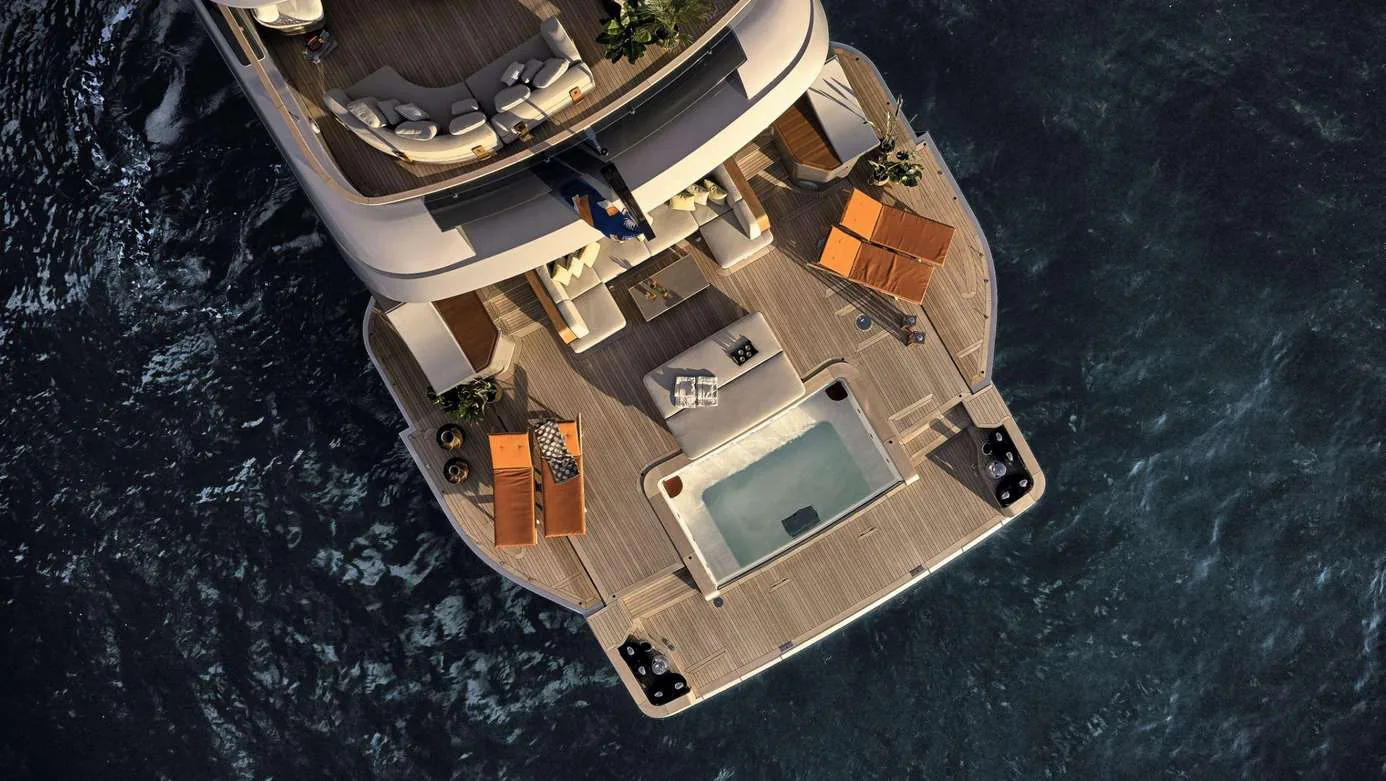Cosmico — photo 16 location yacht Cannes