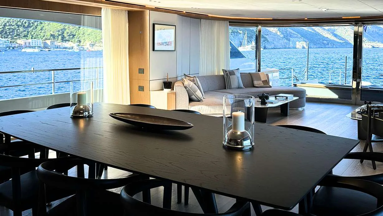 Cosmico — photo 21 location yacht Cannes