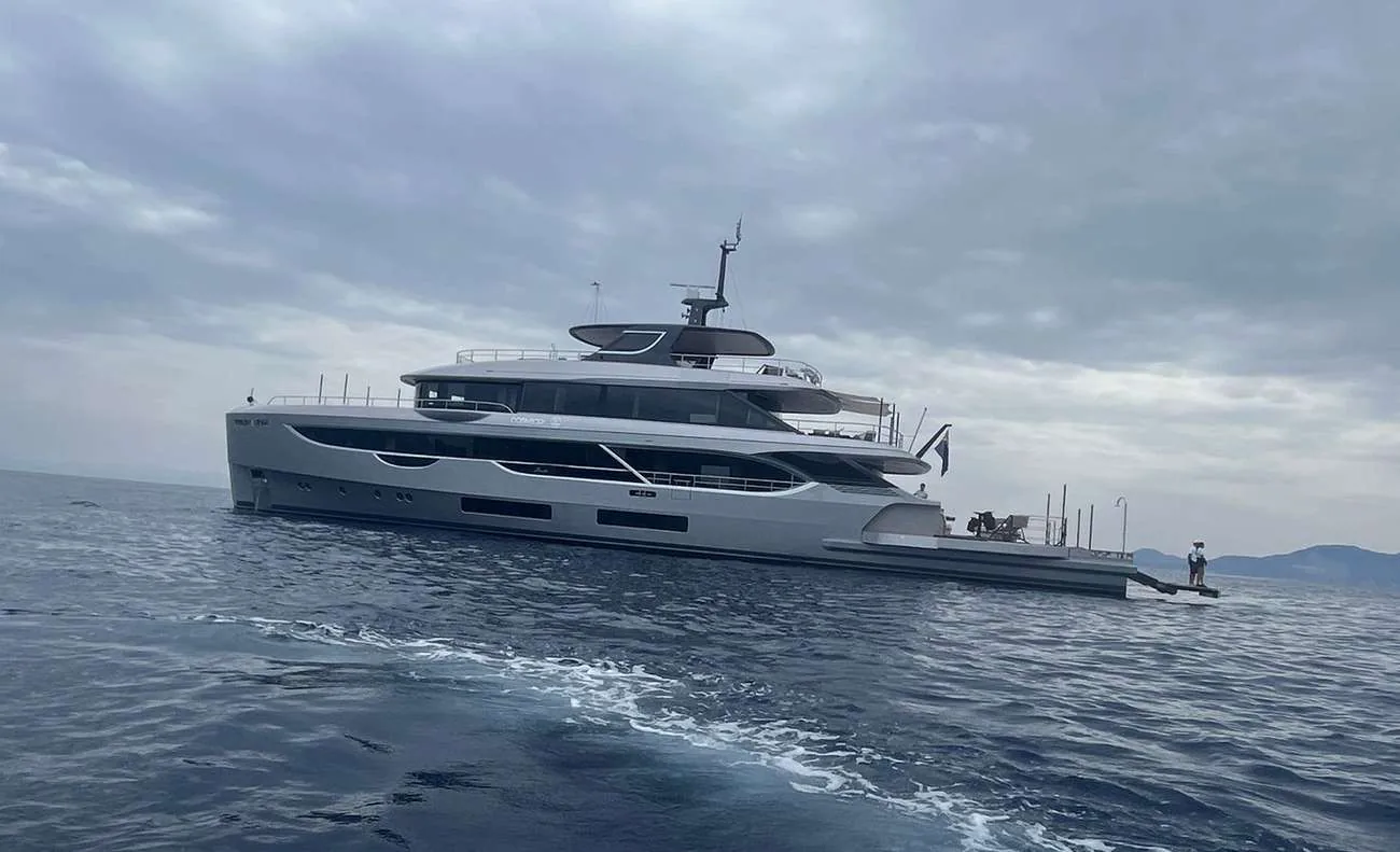 Cosmico — photo 49 location yacht Cannes