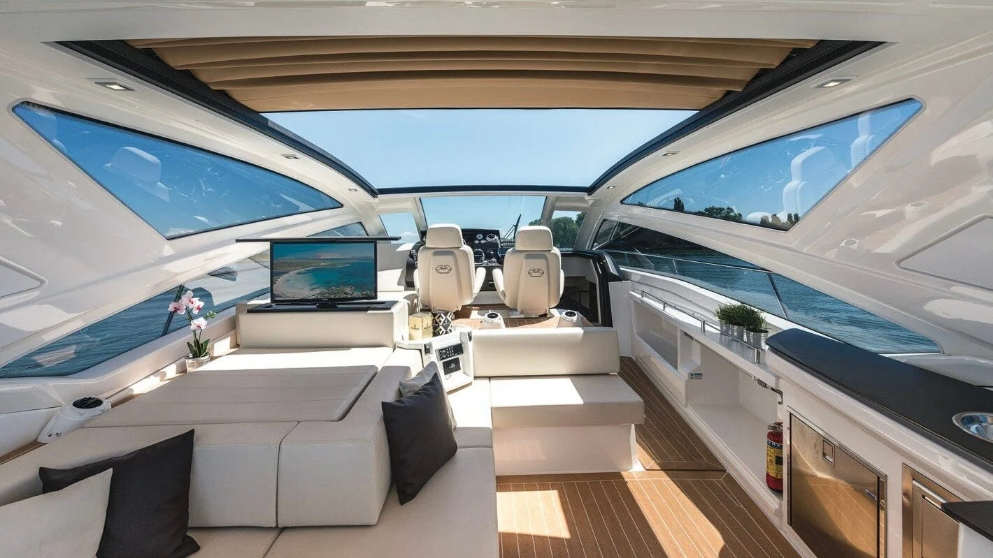 Cranchi Sixty 6, photo 7 location yacht Cannes