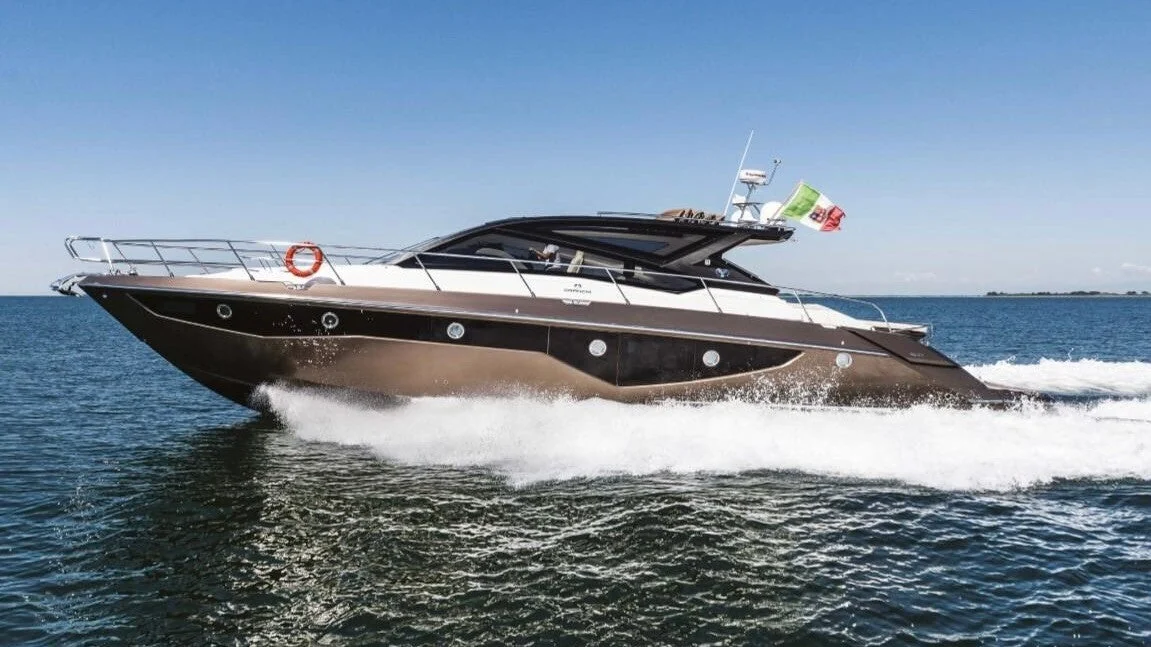 Cranchi Sixty 6, photo 8 location yacht Cannes