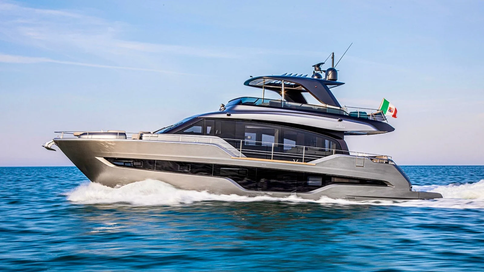 Cranchi 67 Settantotto, photo 4 location yacht Cannes