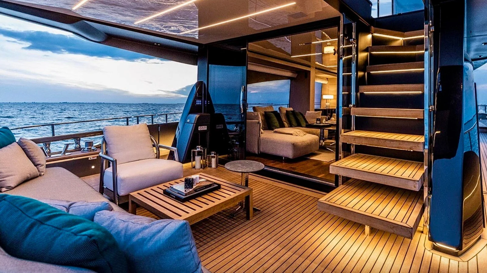 Cranchi 67 Settantotto, photo 9 location yacht Cannes