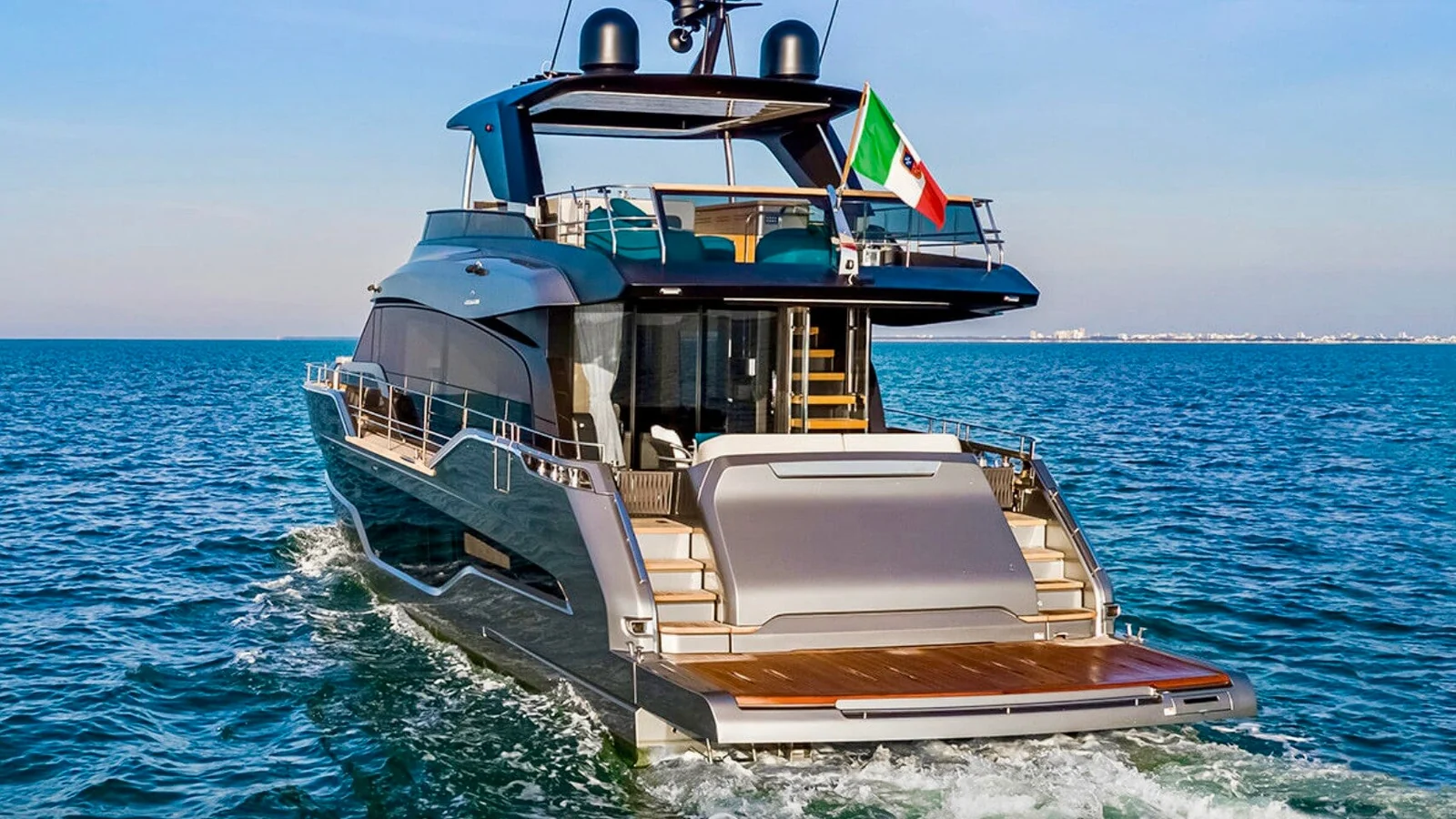 Cranchi 67 Settantotto, photo 13 location yacht Cannes