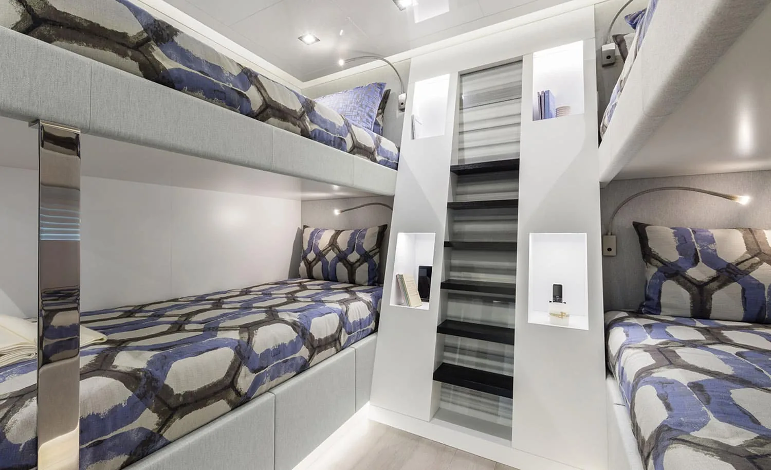 DA VINCI - photo 16 yacht charter Cannes