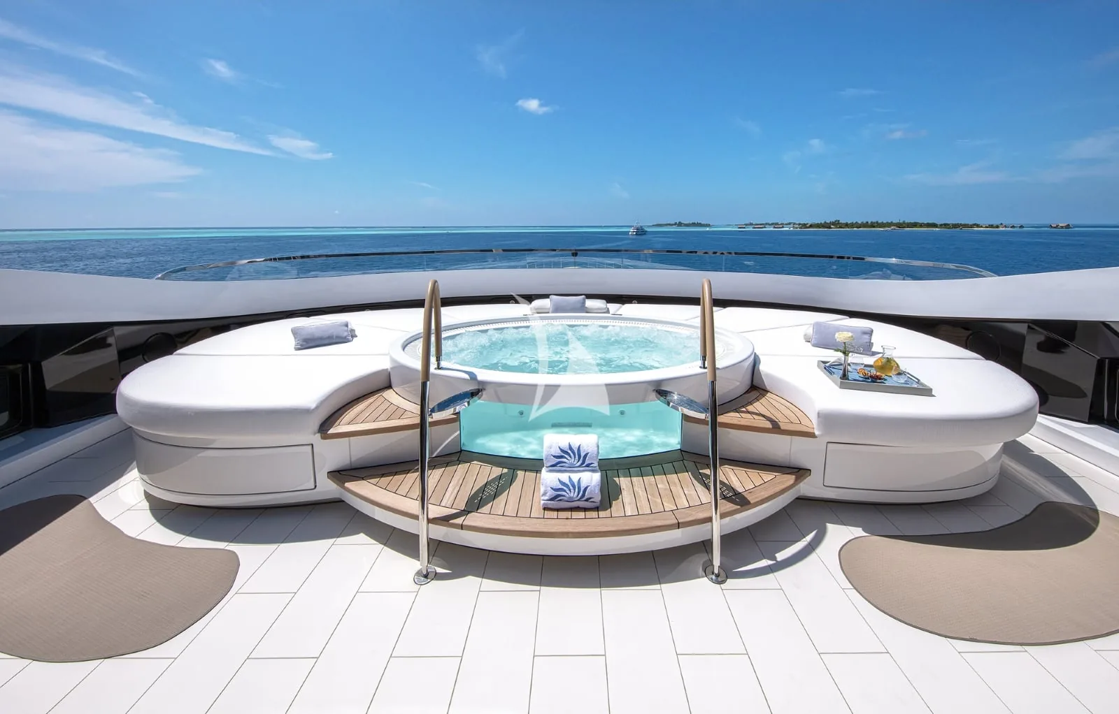 DAR - photo 9 yacht charter Cannes