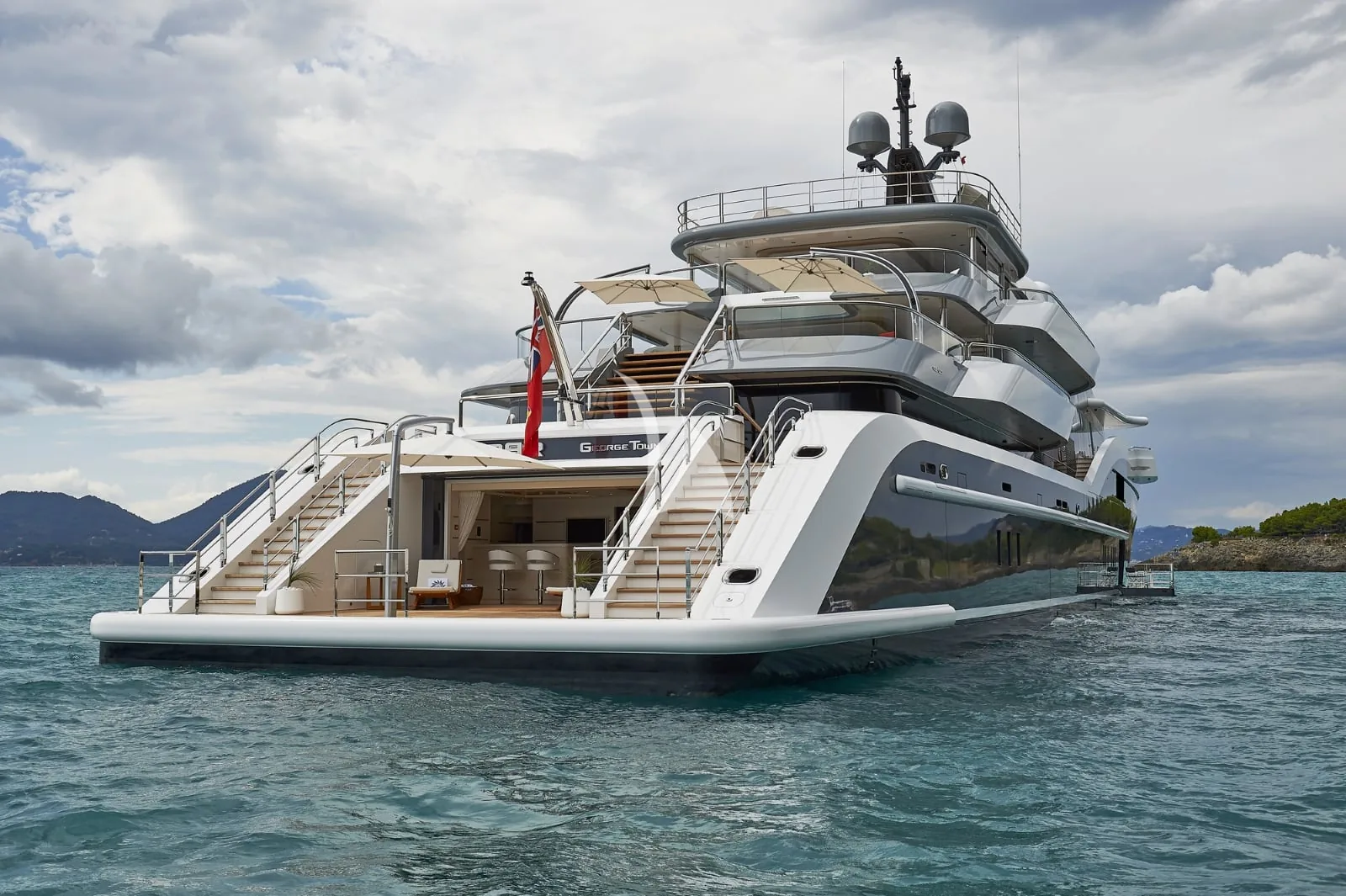 DAR - photo 18 yacht charter Cannes